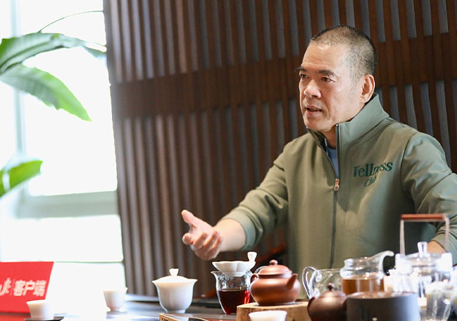 人民日报专访361°集团执行董事兼总裁丁伍号： 点燃亚洲冰雪热爱 